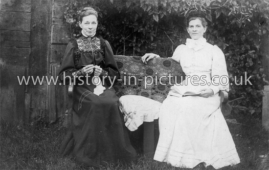 Nurse Townsend & Her Mother, Leyton, London. 1910.